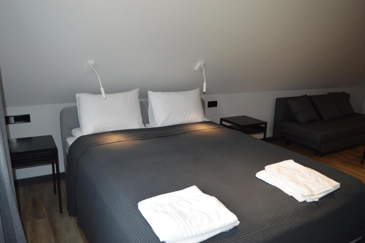 Baltas Gandras Hotel Naisiai ภายนอก รูปภาพ